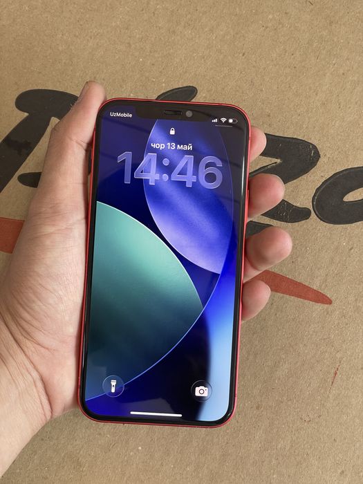 Iphone 12 red.