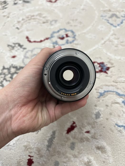 Объектив Canon EF 75-300mm