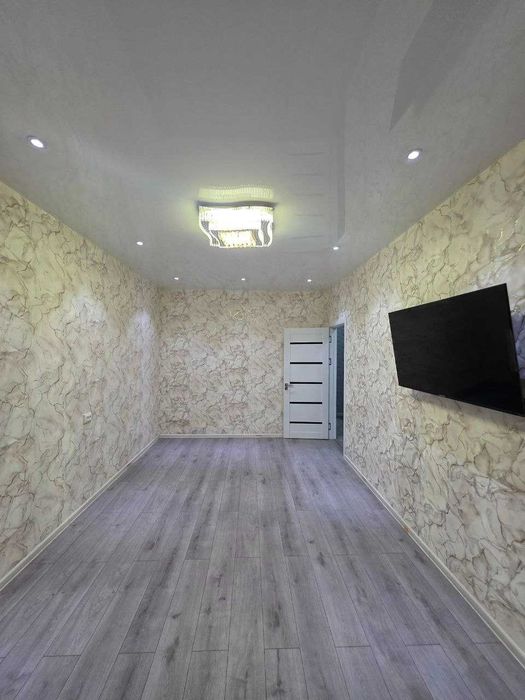 2 хоналик квартира 1-каватдан сотилади.Ор:6-МКР  Мадина