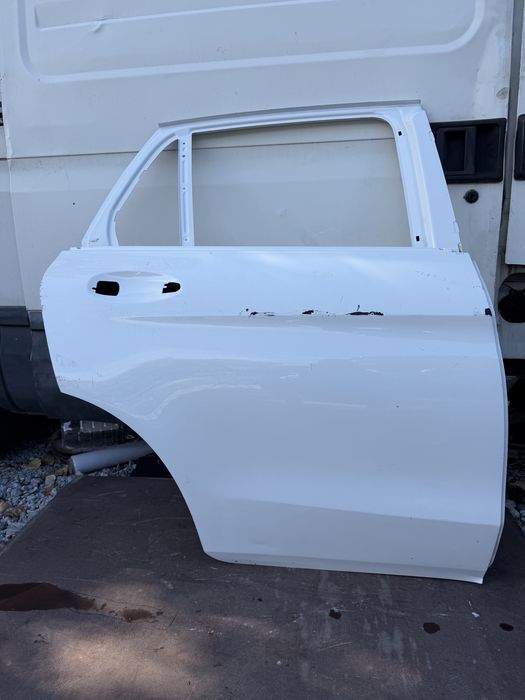 Врата Mercedes GLC W253