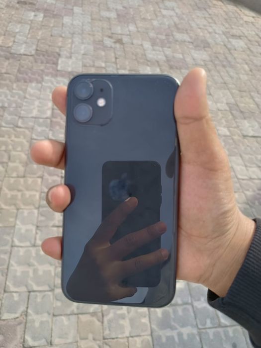 Айфон 11 сатылады