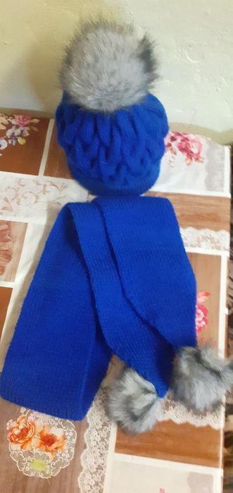 Set caciula si de pus la git sau fular