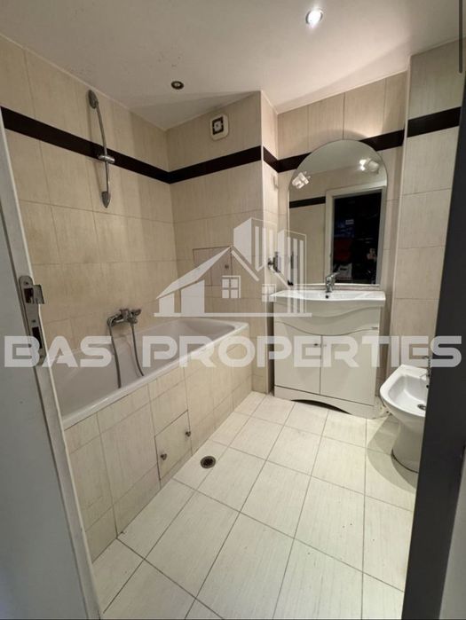 3-стаен в София-Младост 1 площ 96