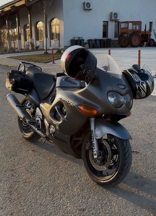 Suzuki GSX750F 2004
