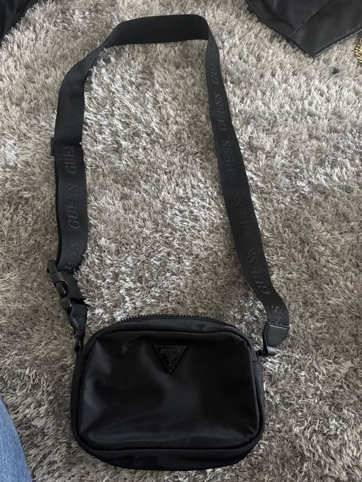 Чанта на guess.