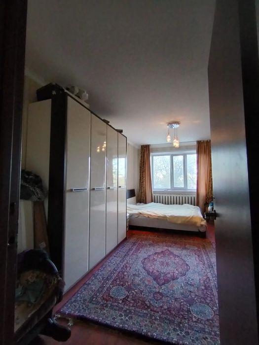 Продам 4-х комнатную квартиру