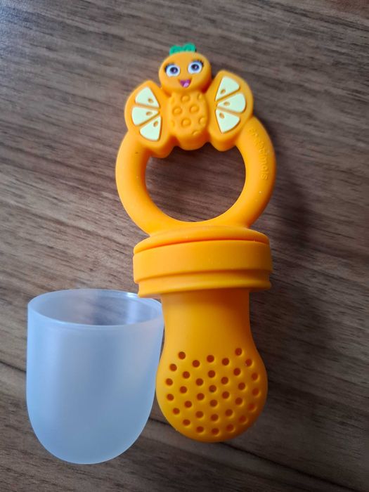 Силиконова залъгалка Frootimals за плодове- нова