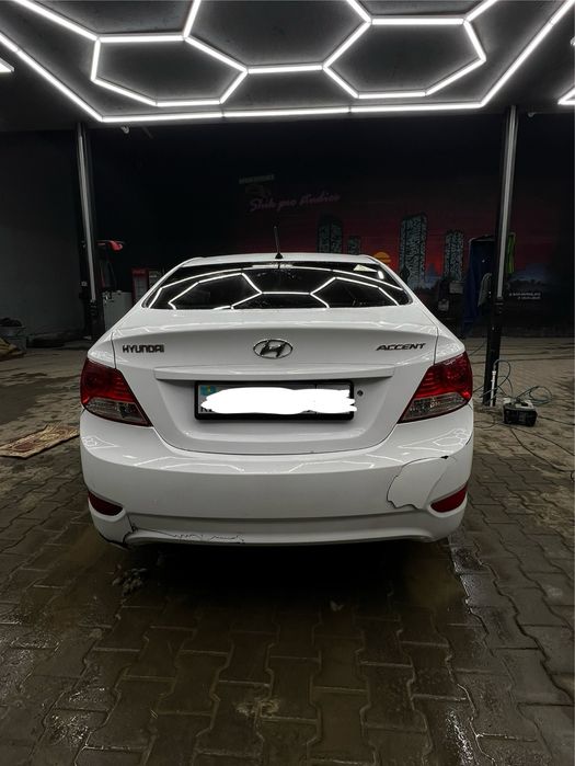 Hyundai Accent 2011г