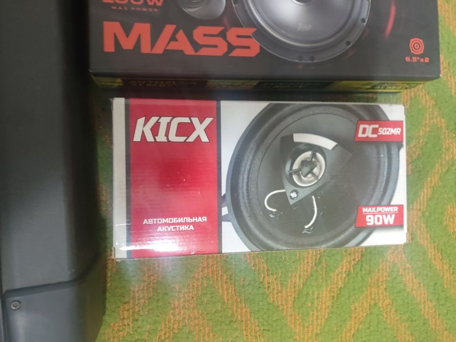 Комплект музыки в авто