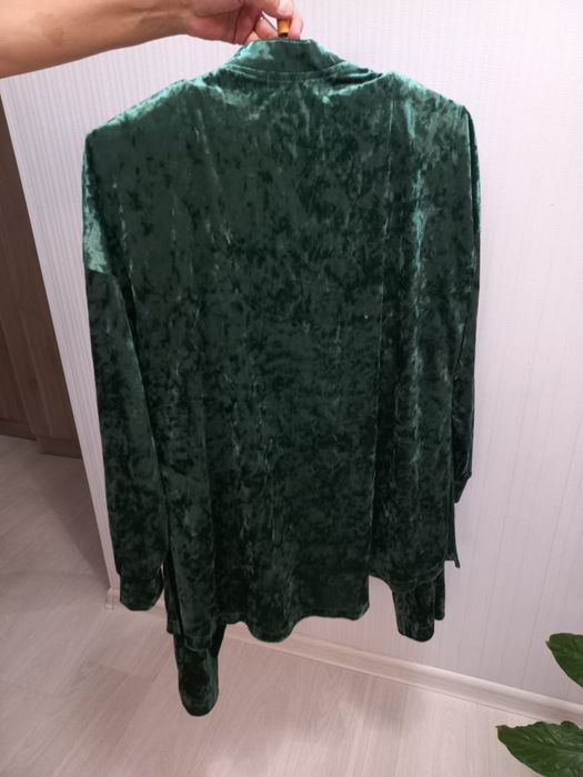 Женская одежда , костюм брючный