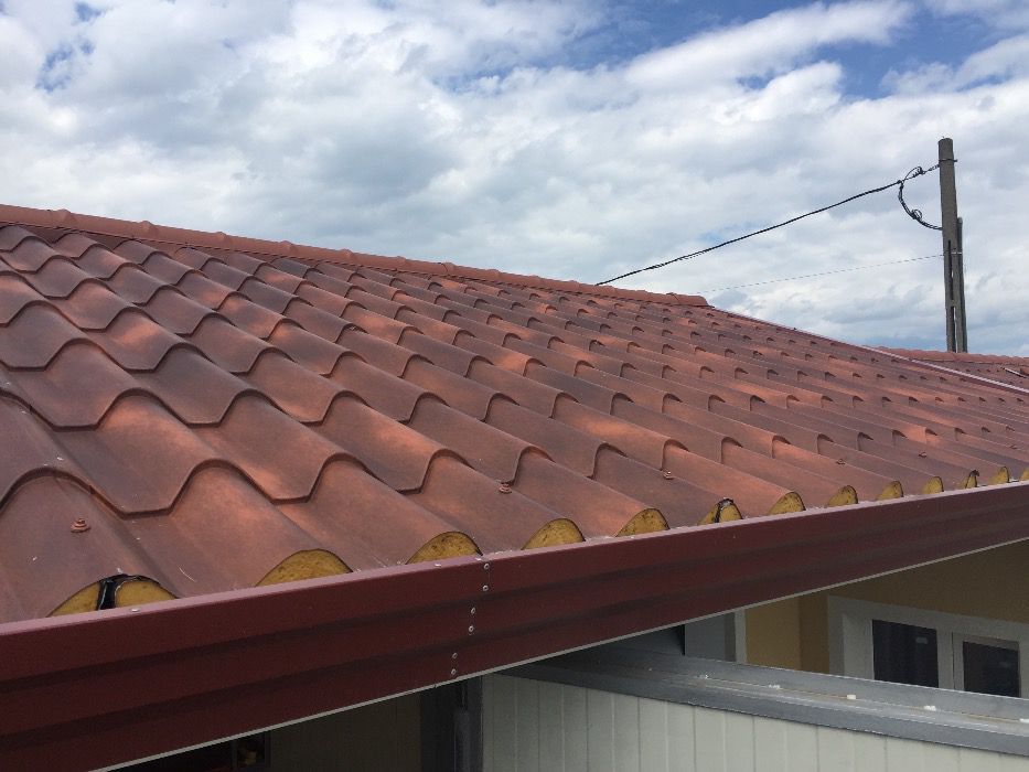 Panouri acoperis sandwich model stil tigla Calitatea 2 Noi