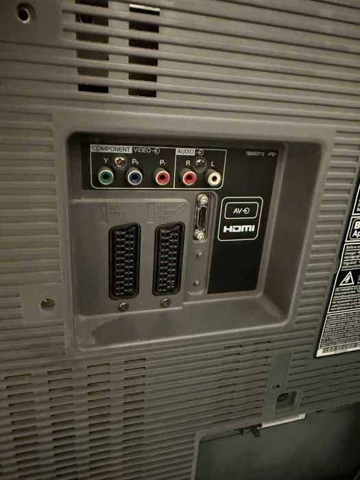 Телевизор Panasonic 32 инча