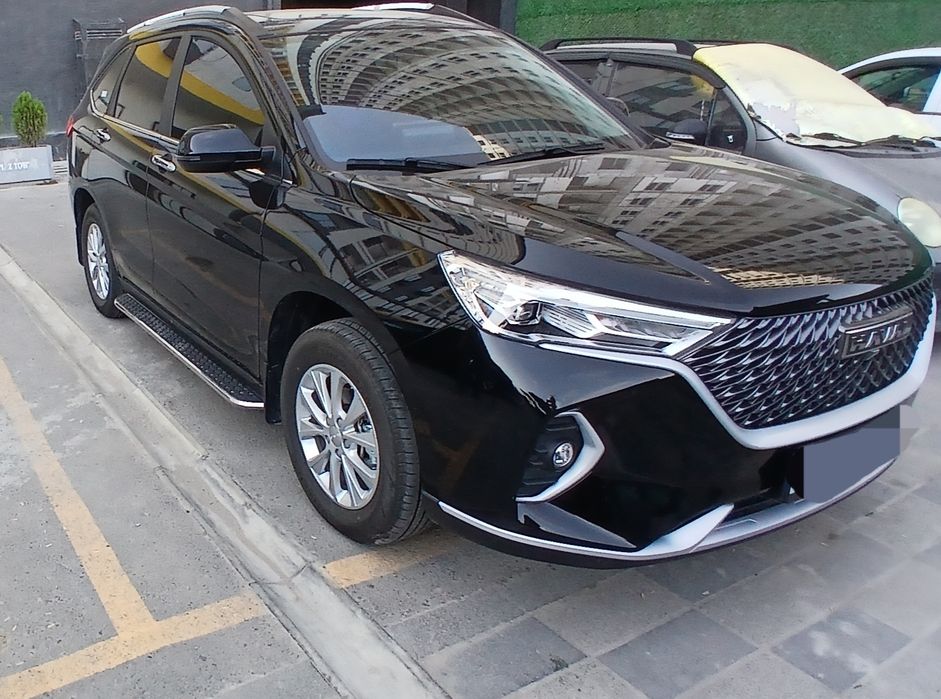 АвтомобильHAVAL M6
