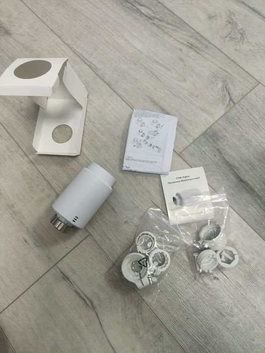 Cap termostatic inteligent WiFi Tuya / Zigbee TV06 pentru calorifer – Nou