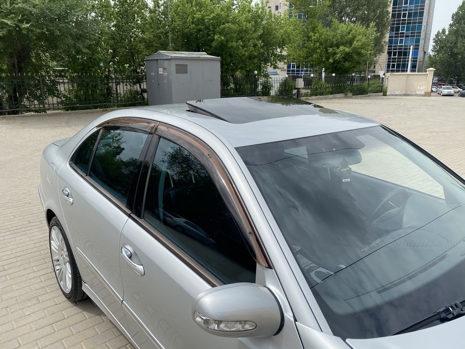 Продам оригинальные ветровики w211