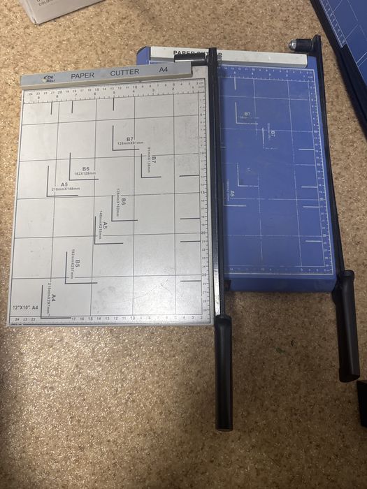 Резак для бумаги есть А4 и А3