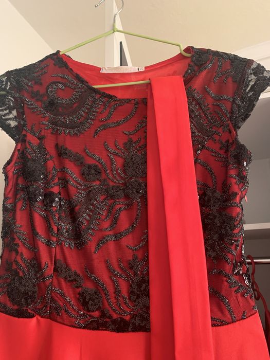 Вечерние платья