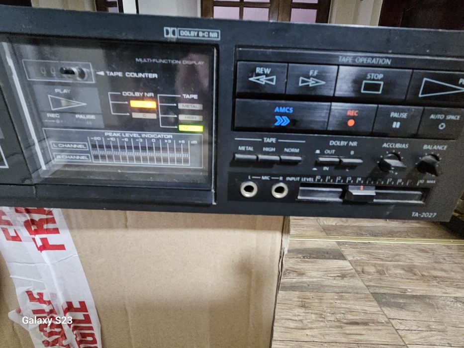 Vând dech casetofon stero Onkyo