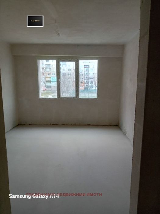 Продава се Двустаен апартамент в Перник, Изток - 62 кв.м за 866 €/кв.м - Снимка #3