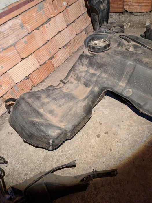 Резервоар за Audi A4 B5 1.8T Quattro, бензин