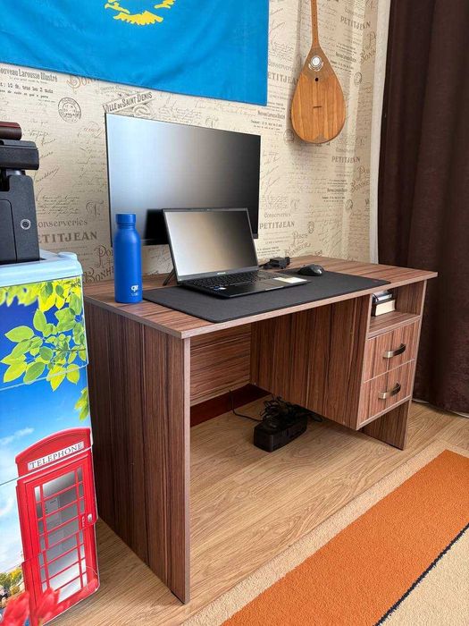 Стол однотумбовый с ящиками