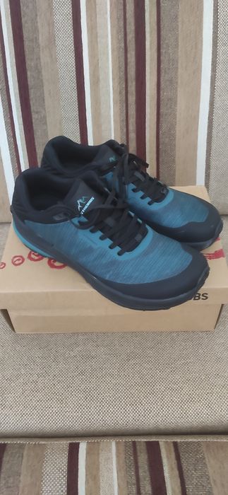 Кроссовки Strobbs