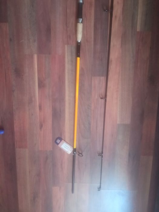 Катушка со спинингом