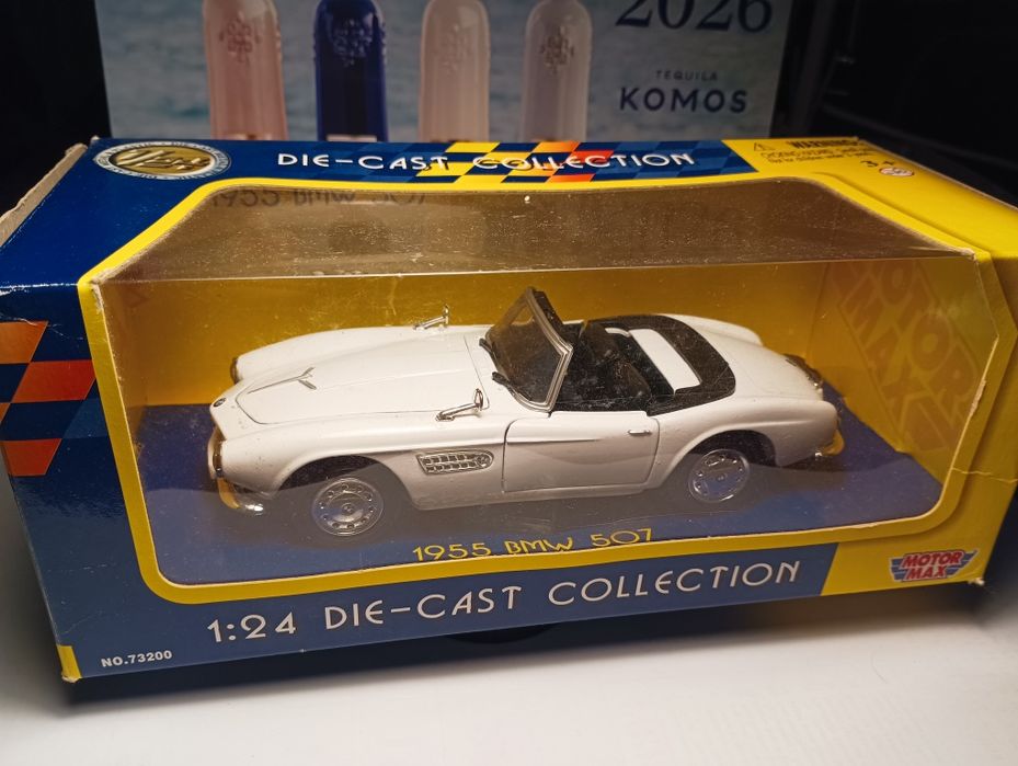 Умалени 1:43 миниколички.бг в Фейсбук