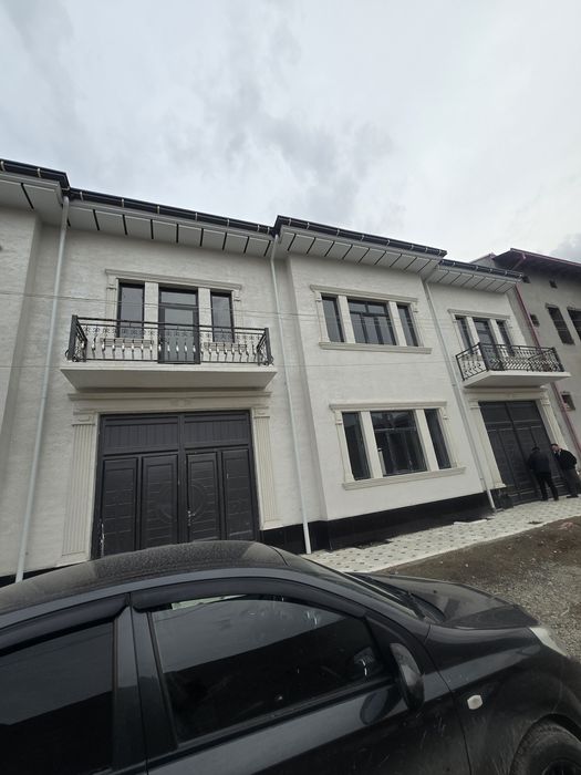 Найманда 2 ,5 сотихли таунхаусларимиз сотувда 6 хона 3 этаж