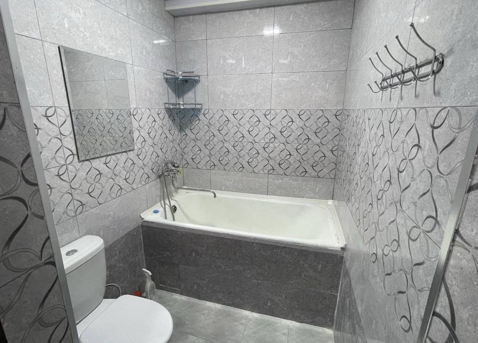 х Метро Хамза 2/2/4 Чиланзар 1 квартал,Орт.Мукими Улица,Кирпичный