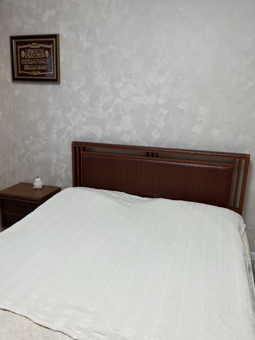 Продается спальный гарнитур