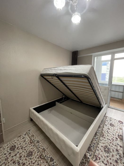 Продам двухспальную кровать