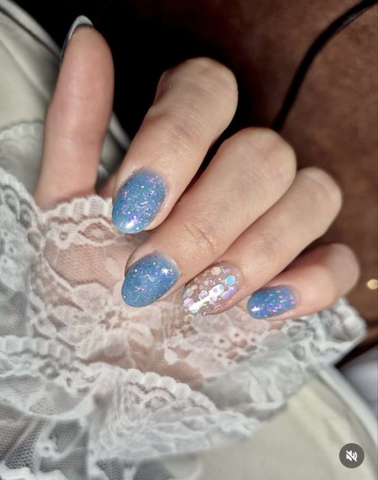 Unghii cu gel , 50 lei