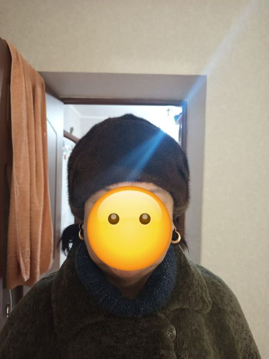 Продам норковые шапки