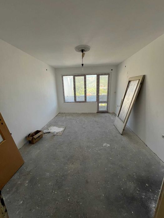 Продава се Четиристаен апартамент в Провадия - 96 кв.м за 625 €/кв.м - Снимка #6