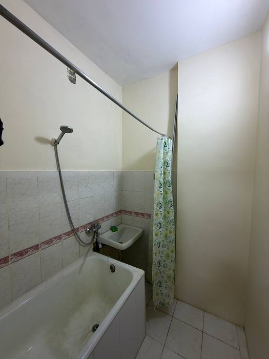 Своя.Срочно Продаю.Юнусабад-15 Метро Туркистан 1-2/4/4