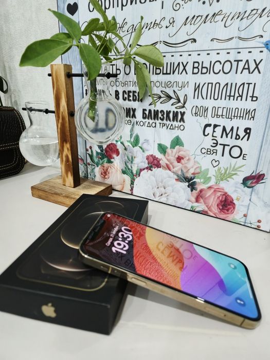 IPhone (Айфон) 12 pro Gold.  128GB