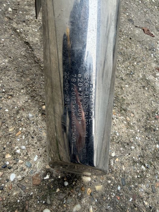 Bullbar compatibil cu mai multe marci auto, dar dat jos de pe Vitara