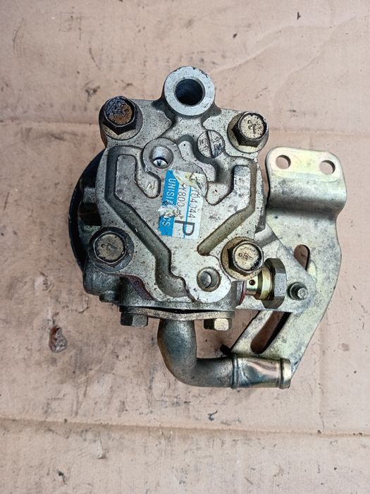 ГУР Nissan Maxima