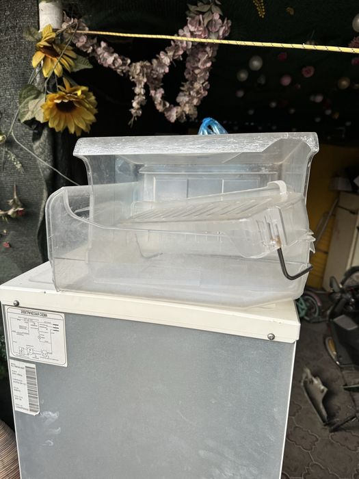 Холодильник продаем