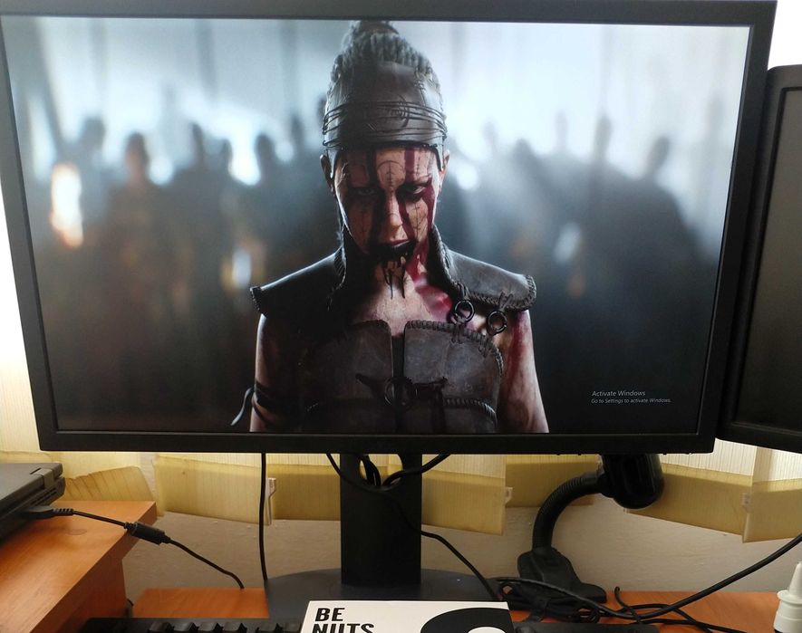 Vând calculator+ periferice GPU 8GB 256bit, CPU RYZEN 7 2700, 16GB RAM