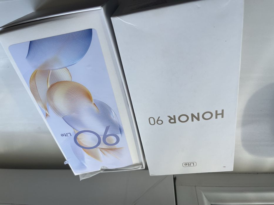 Продаю или обмен новый телефон