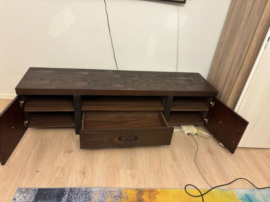 Comoda TV Mobexpert lemn masiv