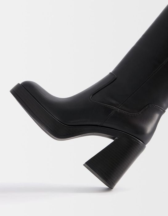 Високи ботуши на платформа Bershka, 40