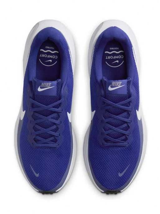 Nike revolution 8