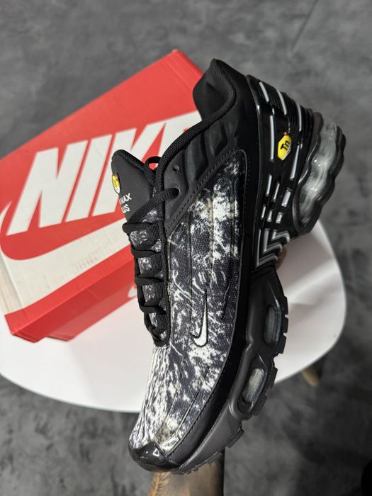 Nike Air Max Plus 3 Black Graphic