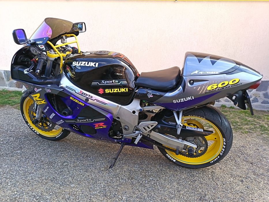 SUZUKI   GSXR  600   !   stare   FOARTE   BUNA