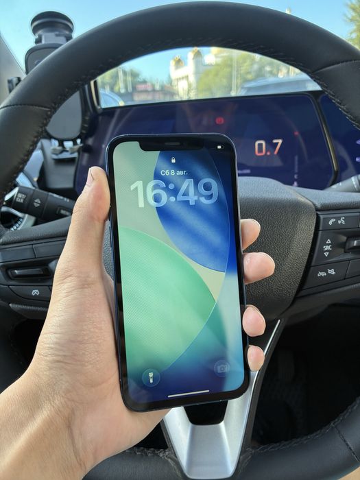 iPhone 12 128гб!