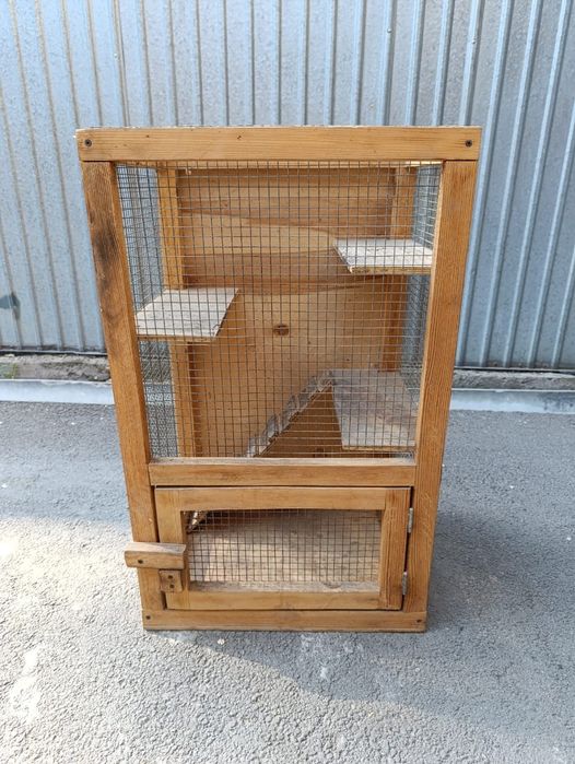 Клетка деревянная