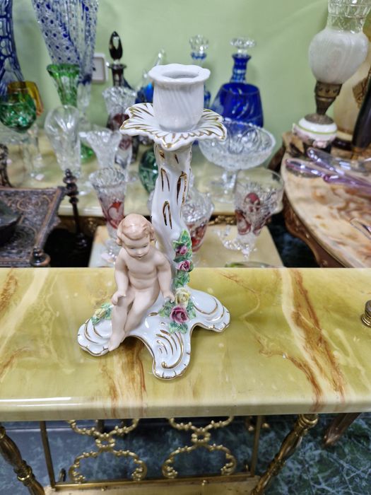 Страхотен рядък антикварен немски порцеланов свещник Dresden